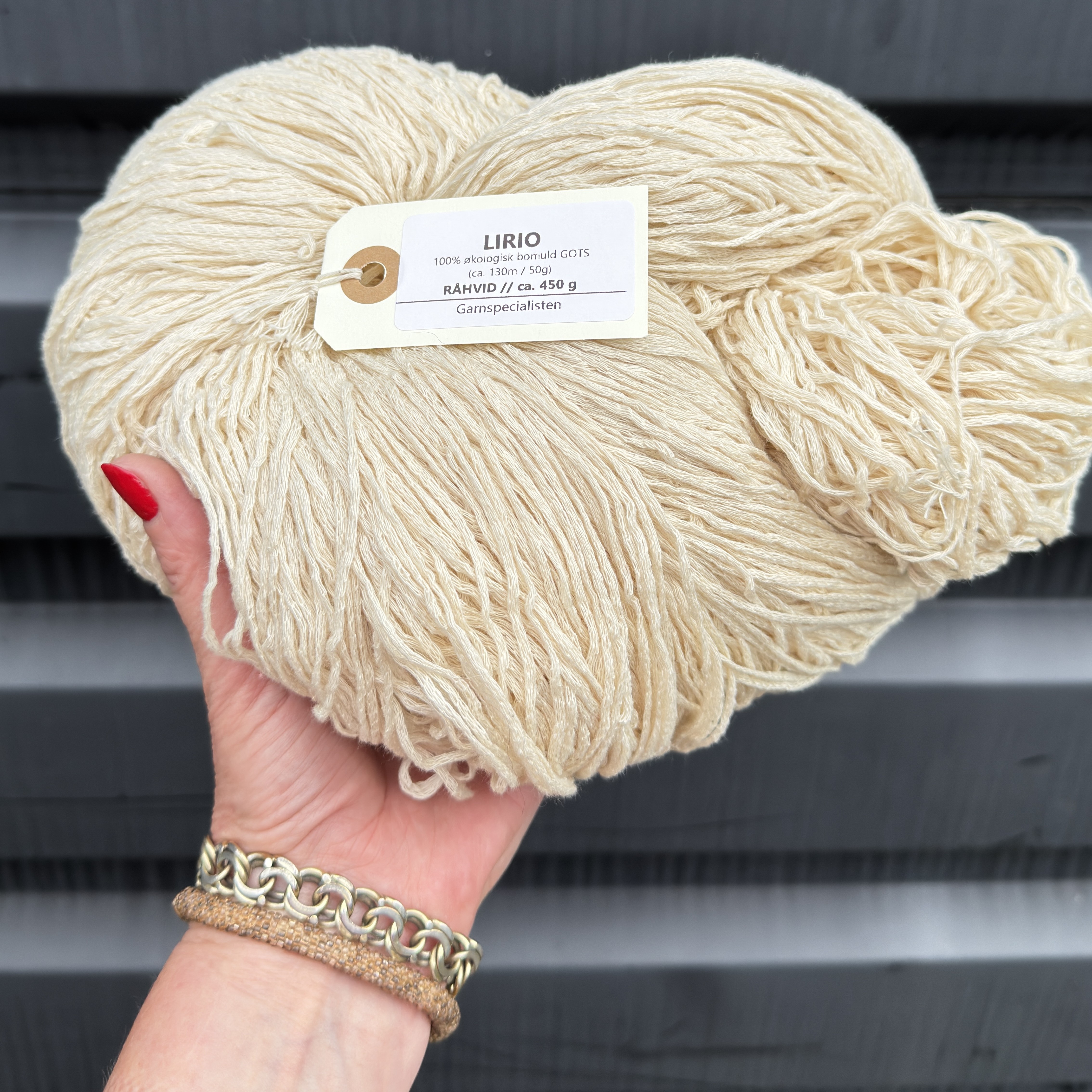 Lirio (400 g) - Råvit