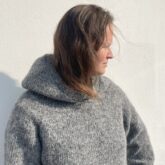 grå hoodie Kat no. 6 i uld