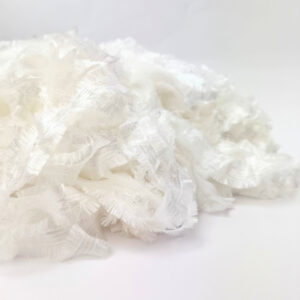 Shiny Boa Garn i härvor (350 g) - Vit